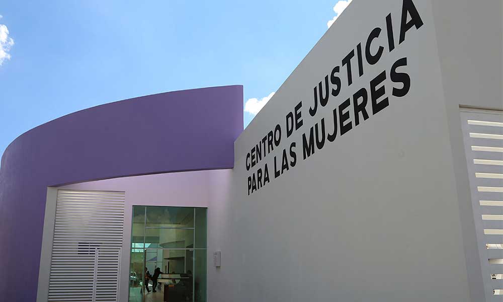 Rechazan Centro de Justicia para Mujeres en Acatlán