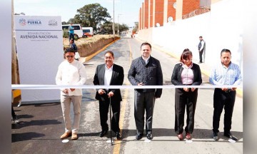 Inaguran pavimentación en Amozoc