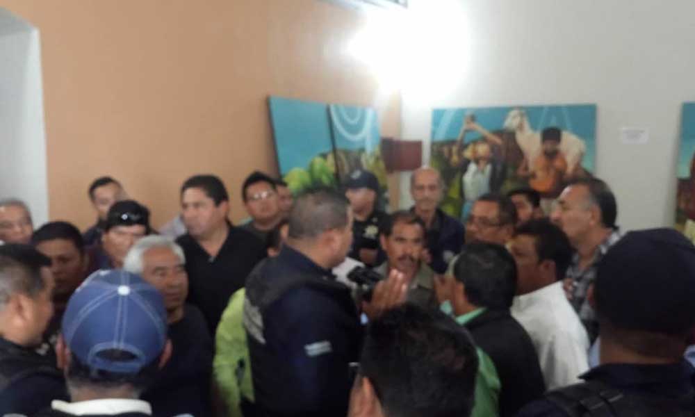 Acusan desorganización a dos días de plebiscitos en Tehuacán 
