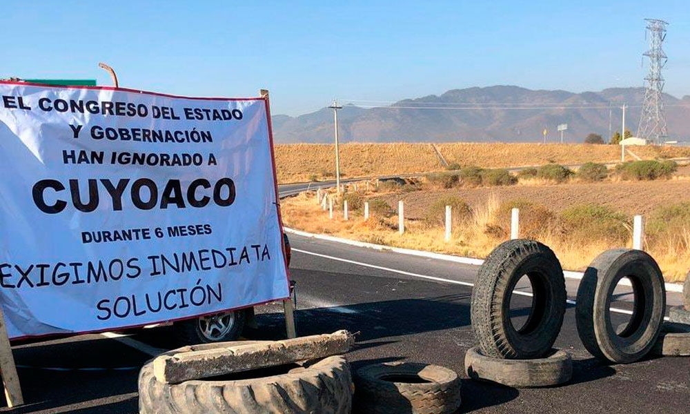 Día 2, manifestantes mantienen bloqueo de accesos a Cuyoaco