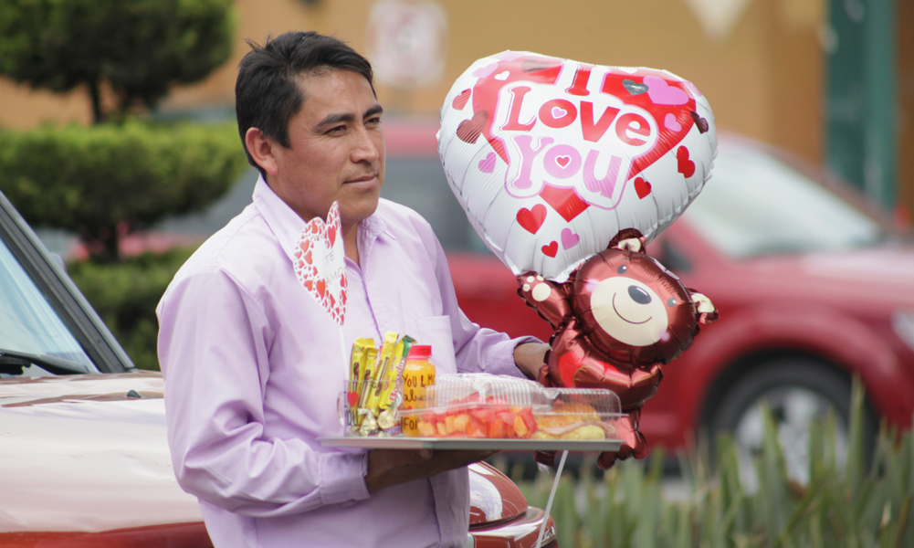 Prevén comerciantes de Tecamachalco buenas ventas en San Valentín 