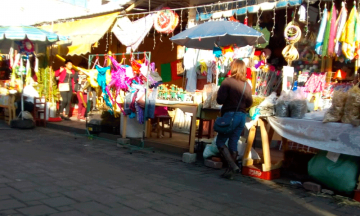 Intentan comerciantes regresar al centro