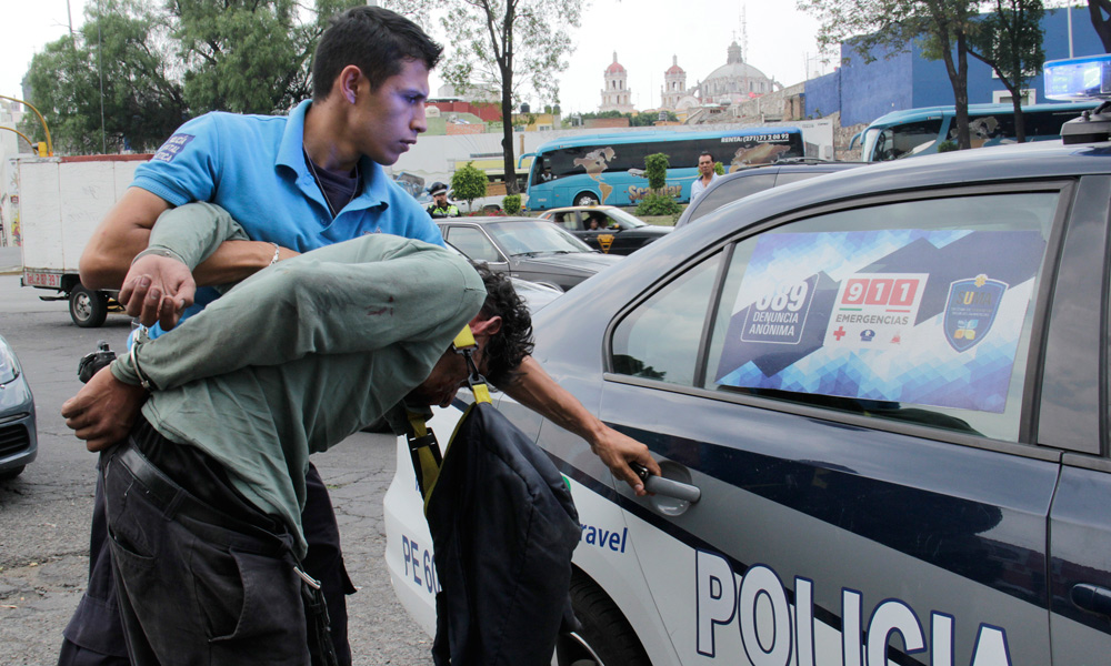 Justifican golpiza a detenido en Zacatlán