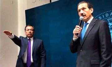 Presentan a director de complejo BUAP