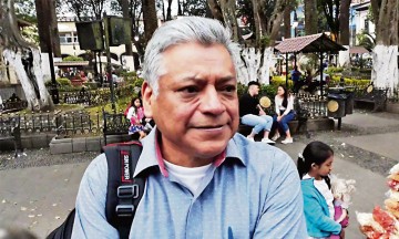 Destituyen al contralor por diferencias con edil en Huauchinango