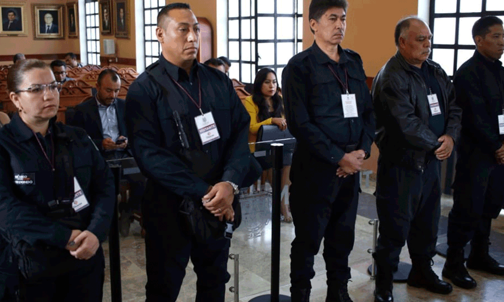 Toman protesta a mandos de seguridad en Tehuacán