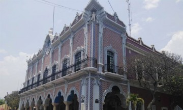 Dejan sin sueldo a burócratas de Tehuacán