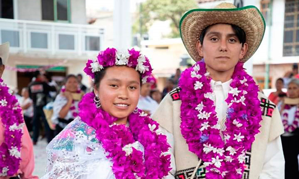 Une Fiesta de La Corona a comunidades de Zacatlán