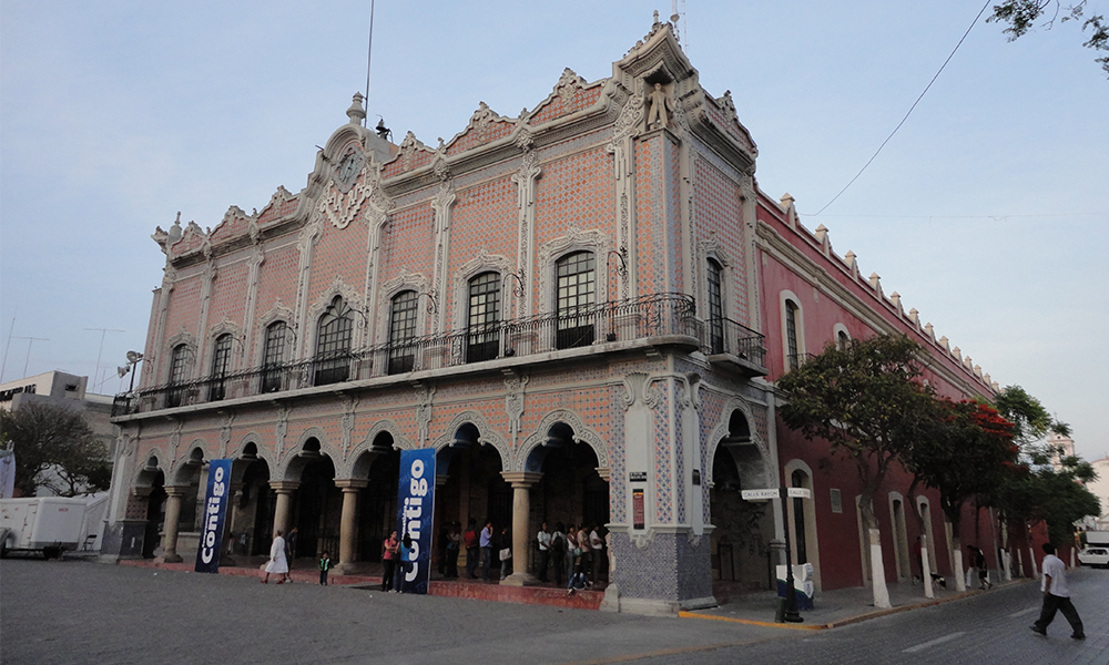 En Tehuacán nombran a nuevos titulares; falta Contraloría