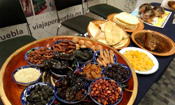Alistan Sexta Feria del Mole de Guajolote en Calpan