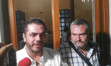 Plantan exmandos de seguridad al Cabildo en Tehuacán