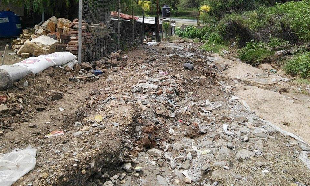 En riesgo más de 60 hogares por lluvias en Acoquiaco