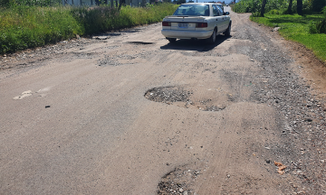 Piden agilizar obras viales en Juan C Bonilla