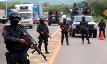 Frenan retenes robo a transporte de carga en Miahuatlán