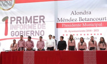 Alcaldesa de Tepexi rinde informe de labores