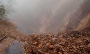 Provoca frente frío varios deslaves en la Sierra Norte de Puebla