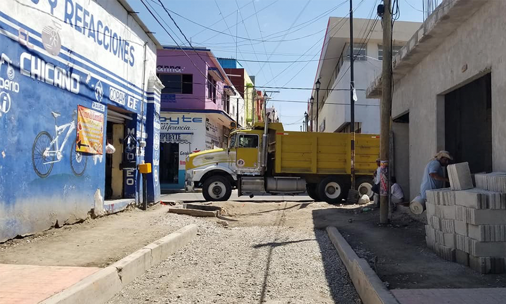 Fallan en entrega de obras públicas en Izúcar