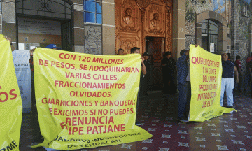 Comerciantes exigen cuentas a la Comuna de Tehuacán