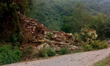 Alertan sobre derrumbes por lluvias en la Sierra Negra