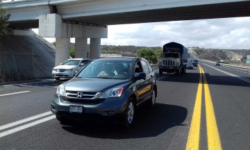 Ladrones usan la autopista a Teotipilco para escapar