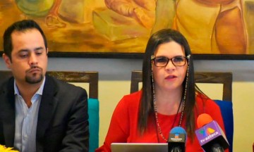 Norma Lay&oacute;n: no ceder&eacute; ante ambulantes de Texmelucan