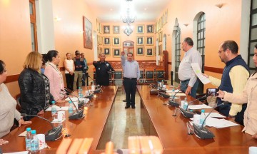 Comisión suple al edil de Tehuacán ante su ausencia
