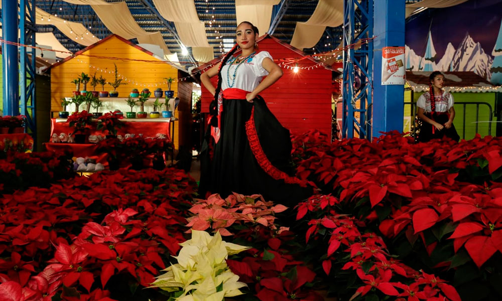 Inauguran la Feria de la Nochebuena en Atlixco