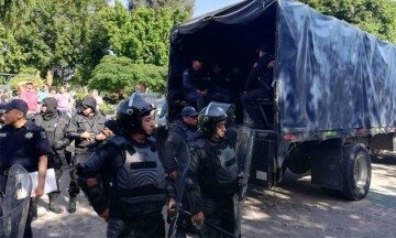 Analizan casos de 23 policías acusados de usurpación en Tehuacán