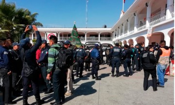 Para labores policías de Ocoyucan por falta de aguinaldo