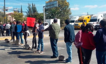 Bloquean la México-Veracruz; se oponen a instalación de gasolineras