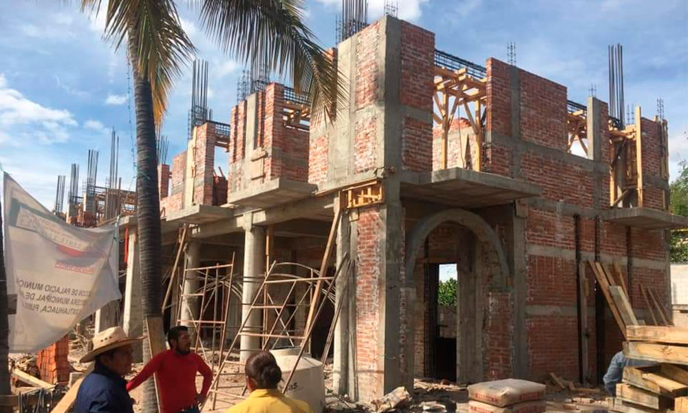 Presidencia de San Pedro Yeloixtlahuaca lleva 70% de avance de reconstrucción