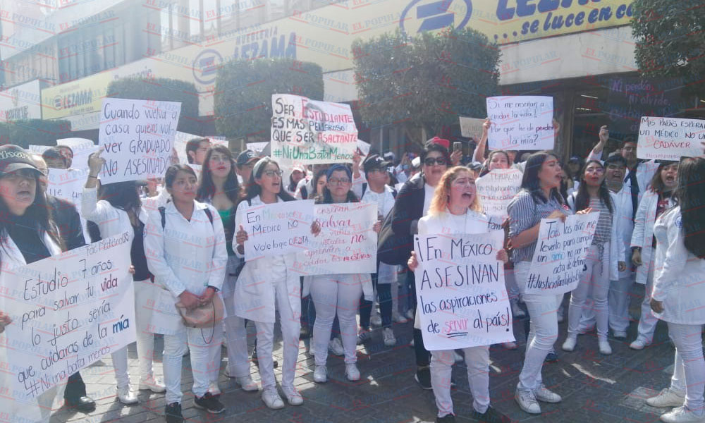 Marchan estudiantes de Tehuacán por inseguridad