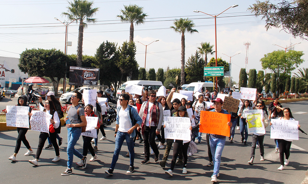 Universitarios del CERT en solidaridad con BUAP, exigen más seguridad