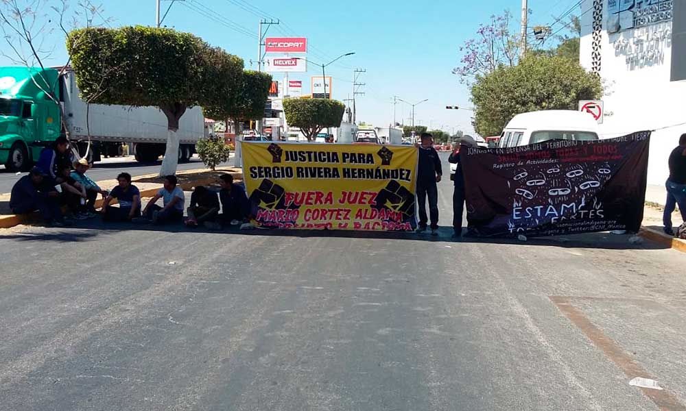 Por discriminación, tercer día de protesta en Tehuacán