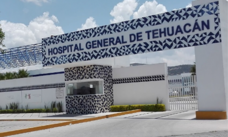 Niega Hospital de Tehuacán liberar a practicantes