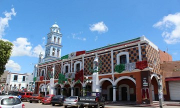 Tablajeros dan trabajo a jóvenes desempleados Izúcar de Matamoros