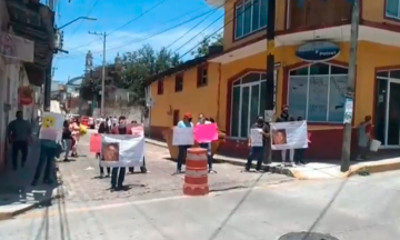 Familia de Angélica se manifiesta tras cinco meses de su desaparición