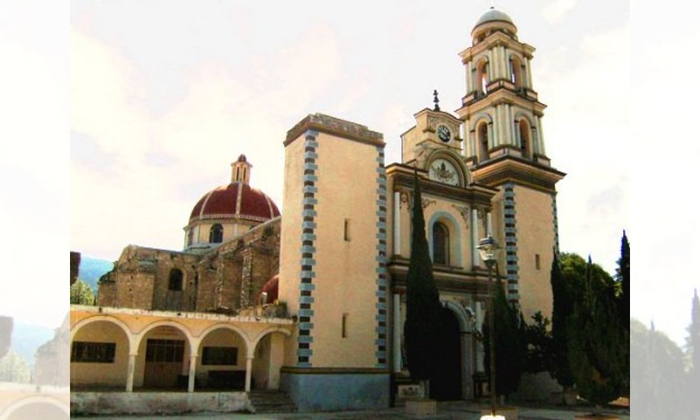 Cierran iglesia de Chapulco tras registrar daños por sismos