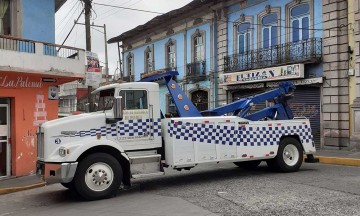 Teziutlán cerró negocios y rutas de transporte por un día, pero aun así la gente salió a las calles