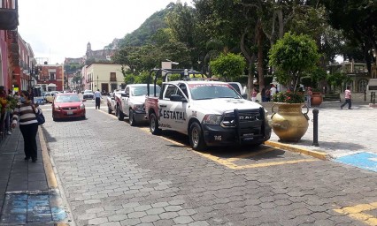 Lavar calles y cerrar cada miércoles, proponen locatarios de Atlixco para que los dejen trabajar