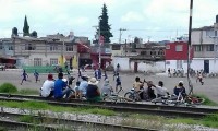 Pese a número de contagios en Amozoc, pobladores organizan partidos de futbol