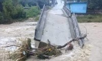 Intensas lluvias afectan carreteras de La Mixteca