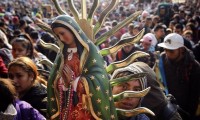 Peregrinos poblanos insisten en visitar Basílica de Guadalupe