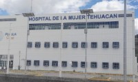 Hospital de la Mujer de Tehuacán niega servicio; mujer da a luz en vía pública 