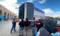 Más gente así: Regalan 400 cajas de jitomate para la gente de Acatzingo
