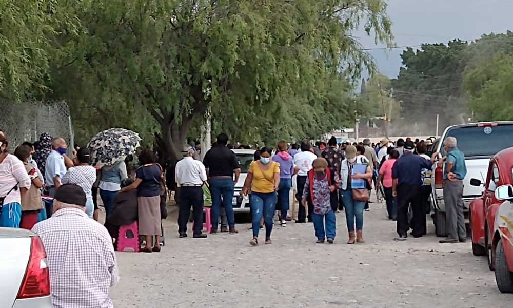 Se acaban las vacunas de segunda dosis en Tehuacán en primer día de vacunación 