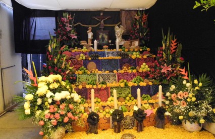 Huejotzingo sí celebrará Día de Muertos con panteones abiertos