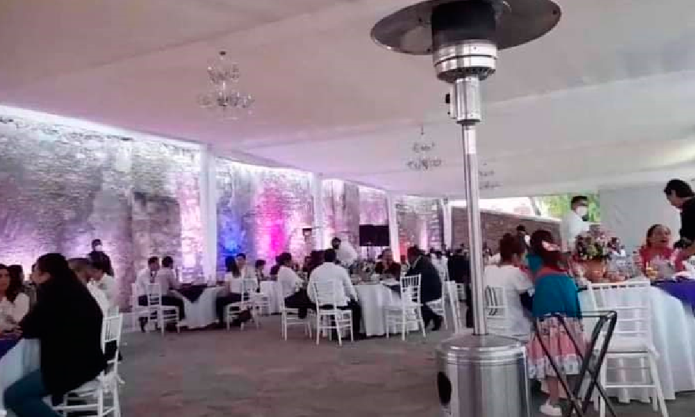 Minimiza alcalde de Tehuacán fiesta Covid realizada por el Ayuntamiento
