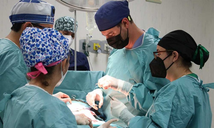 Como parte de la regionalización de servicios médicos en la Sierra Norte, el ISSSTEP continúa realizando cirugías en Zacatlán