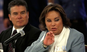 Acude líder de la SNTE a careo con Elba Esther Gordillo